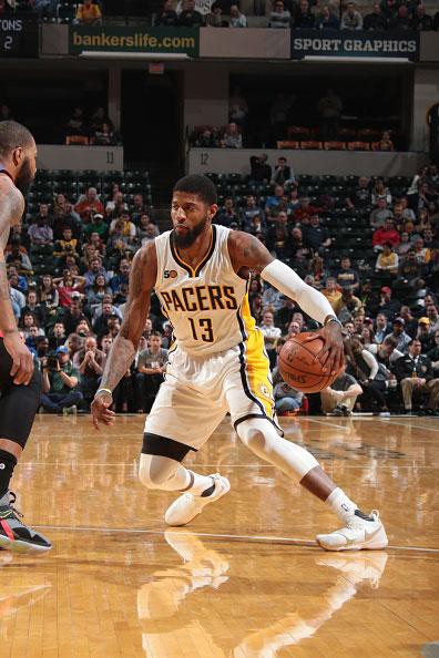 男足的后防 男足的后防