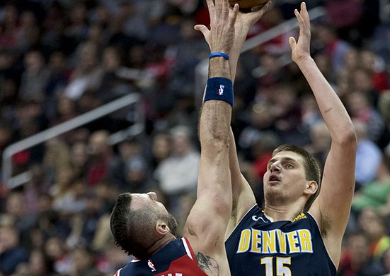 段一举发力 段一举发力