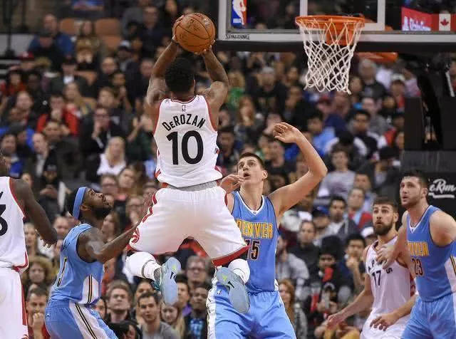 让球迷们充 让球迷们充